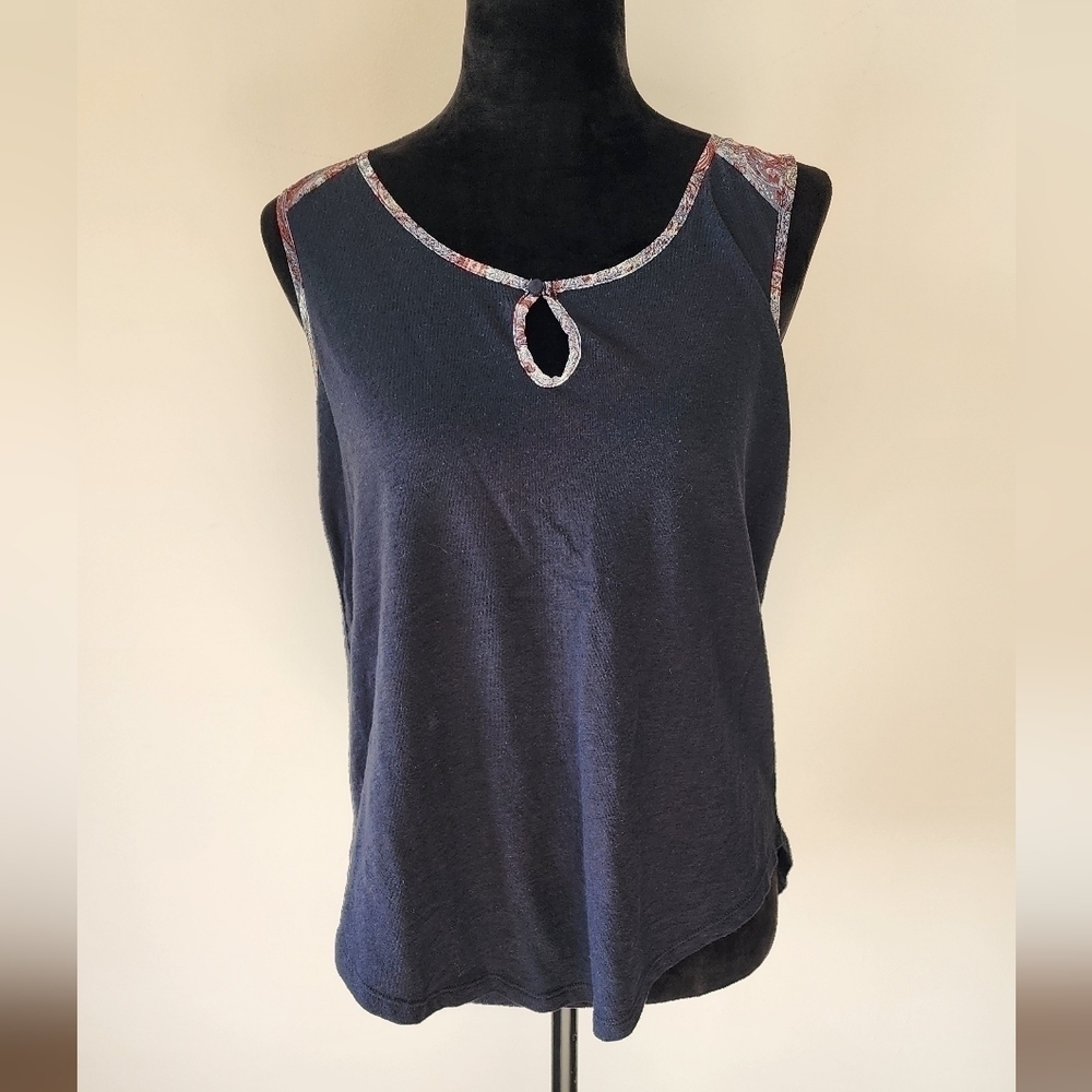 Anthropologie Akemi & Kim Women's Blue and Paisley Blouse Size S.